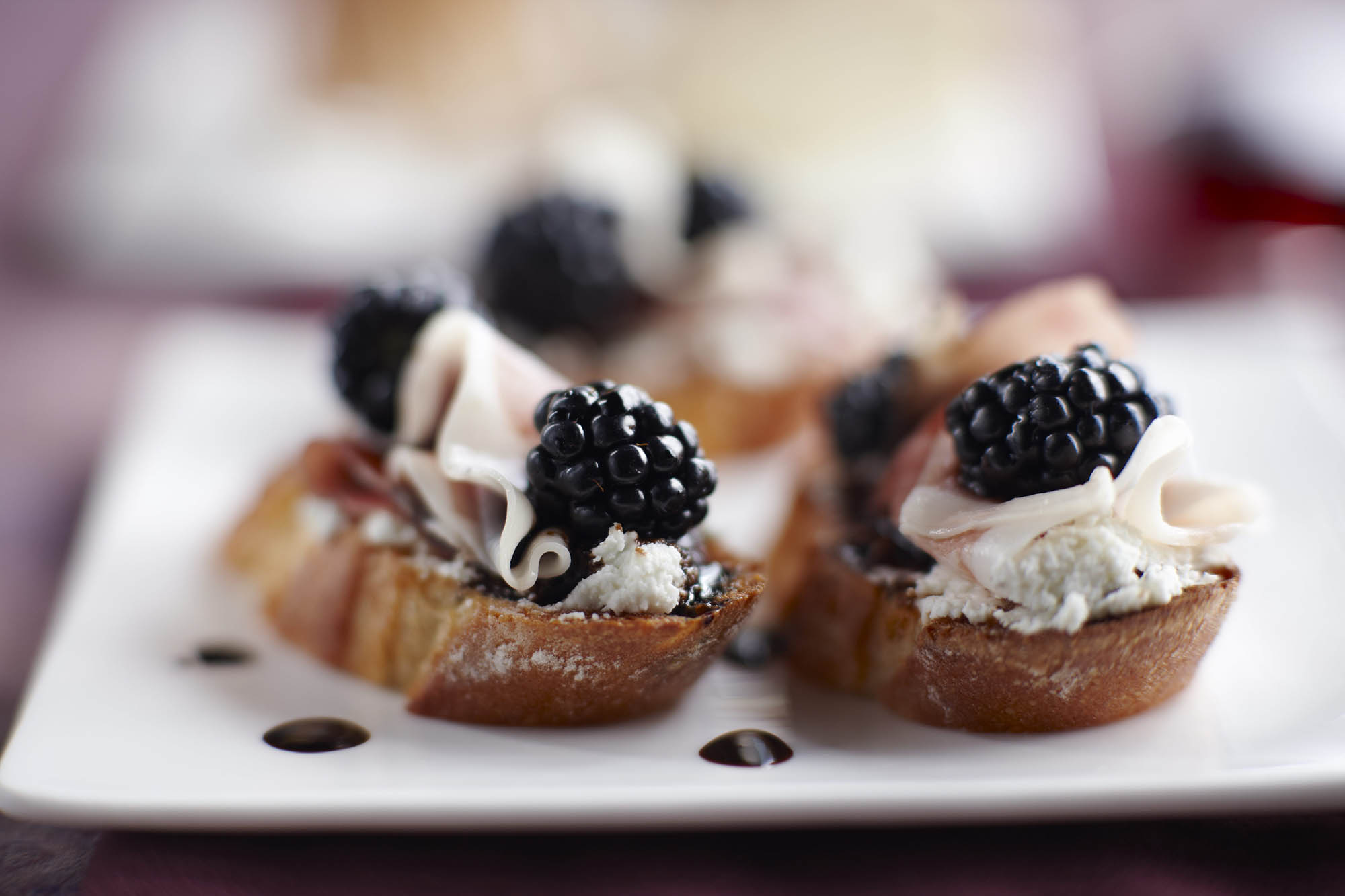 Blackberry and prosciutto on toast 