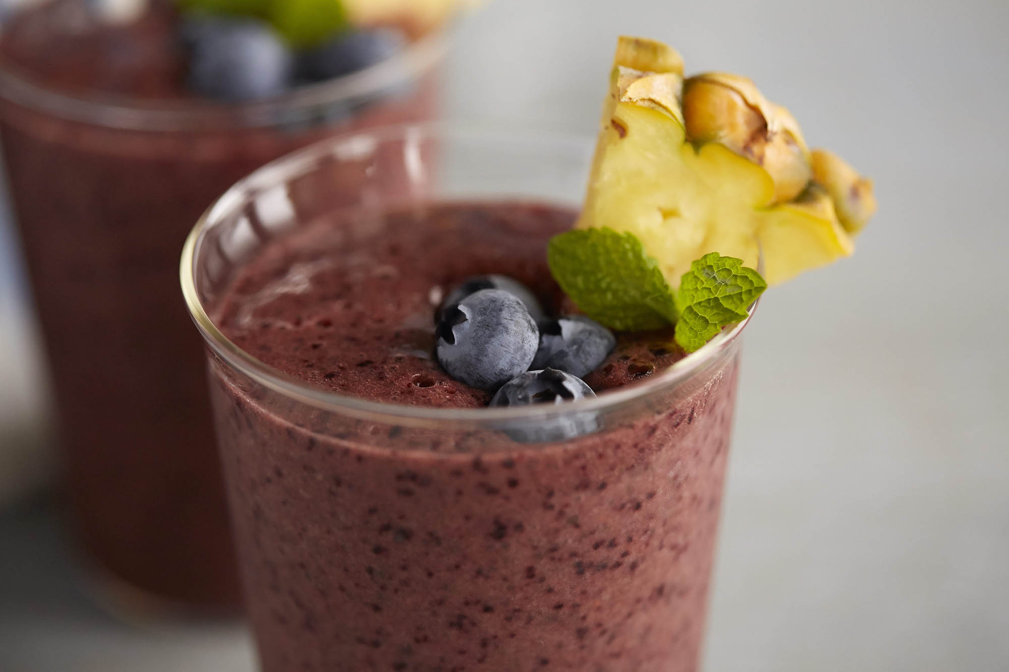 Blueberry, Kale & Pineapple Smoothie