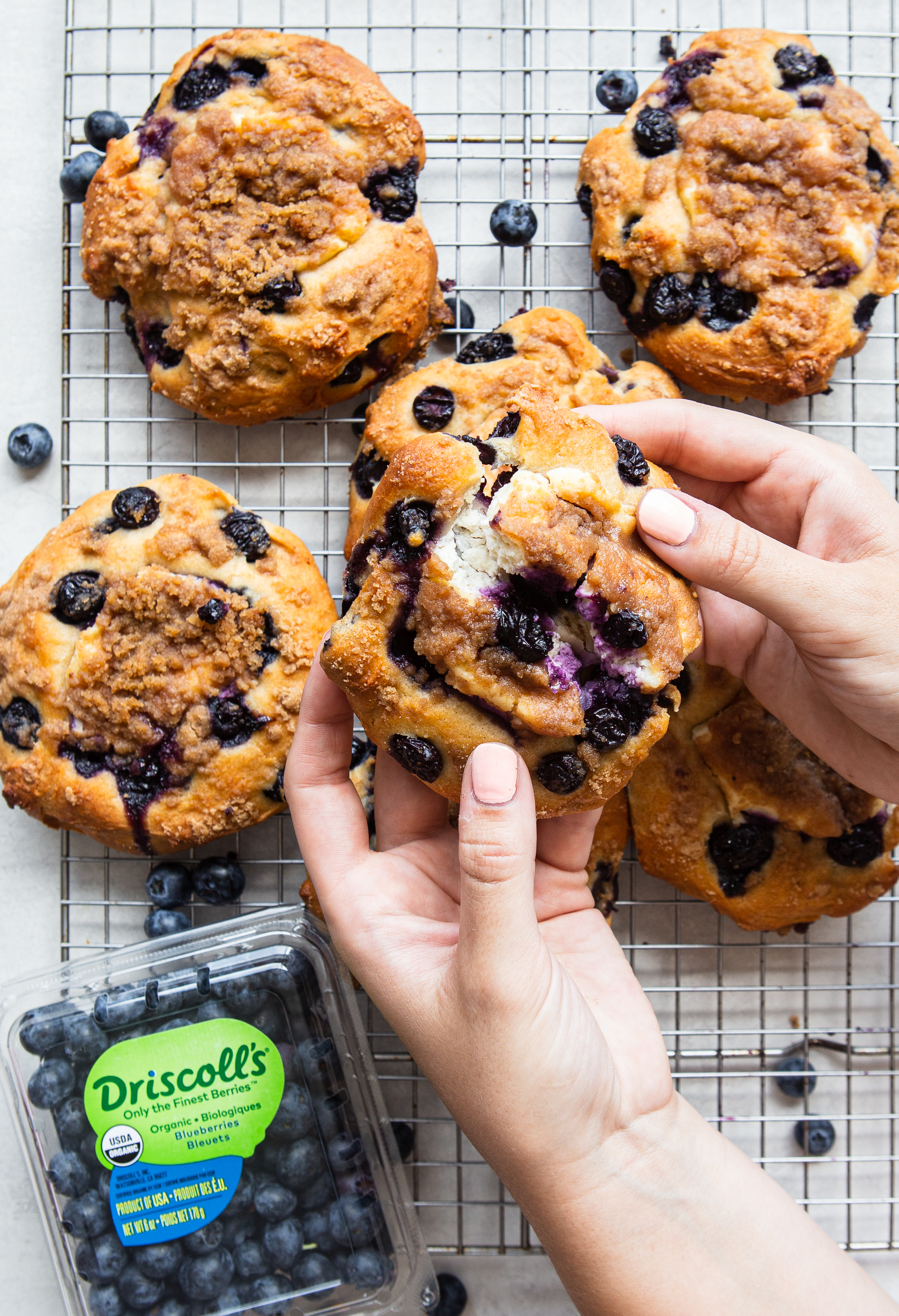 Blueberry Muffins Tops with Streusel