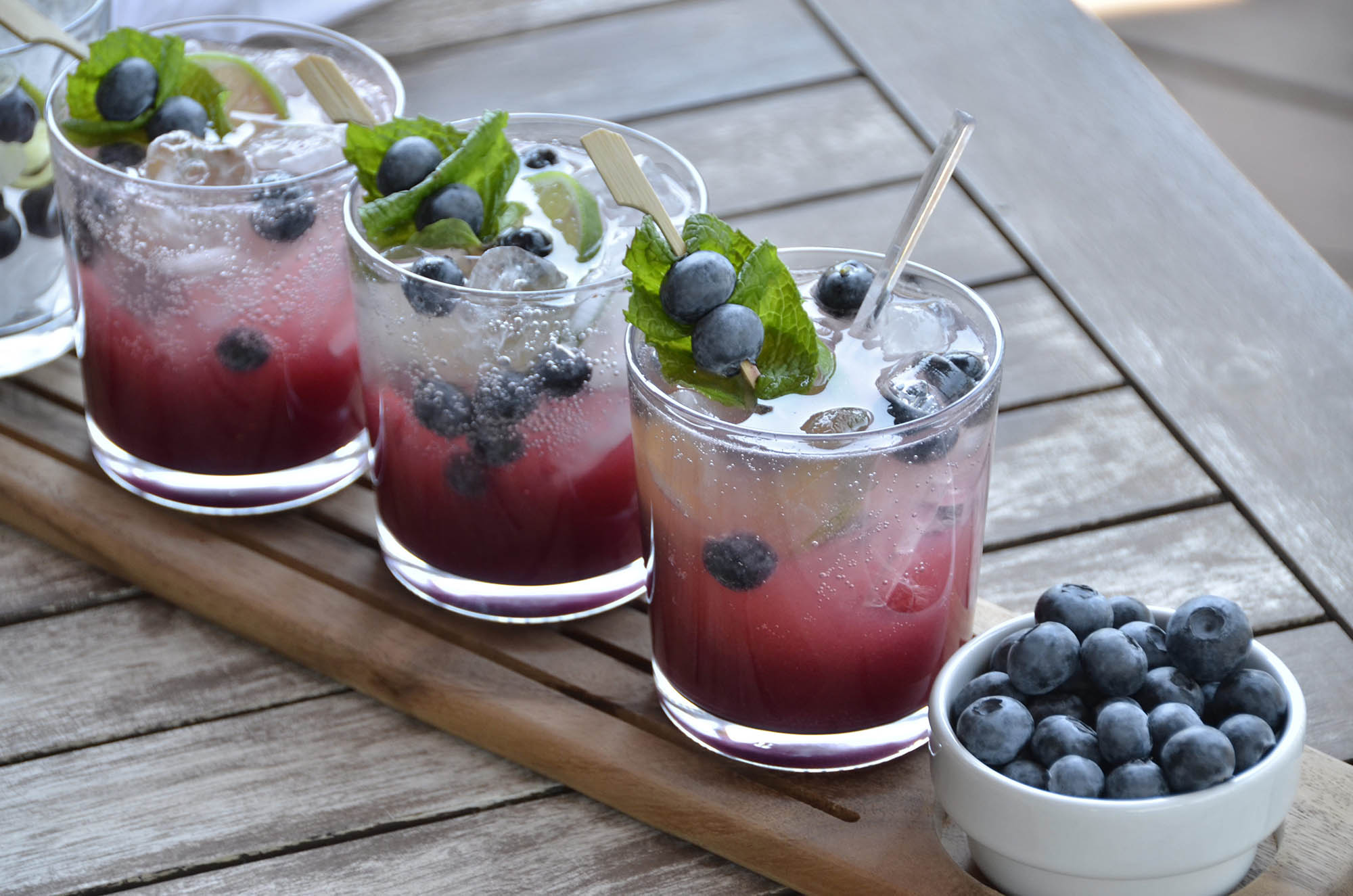 Blueberry Peach Mojito Cocktail