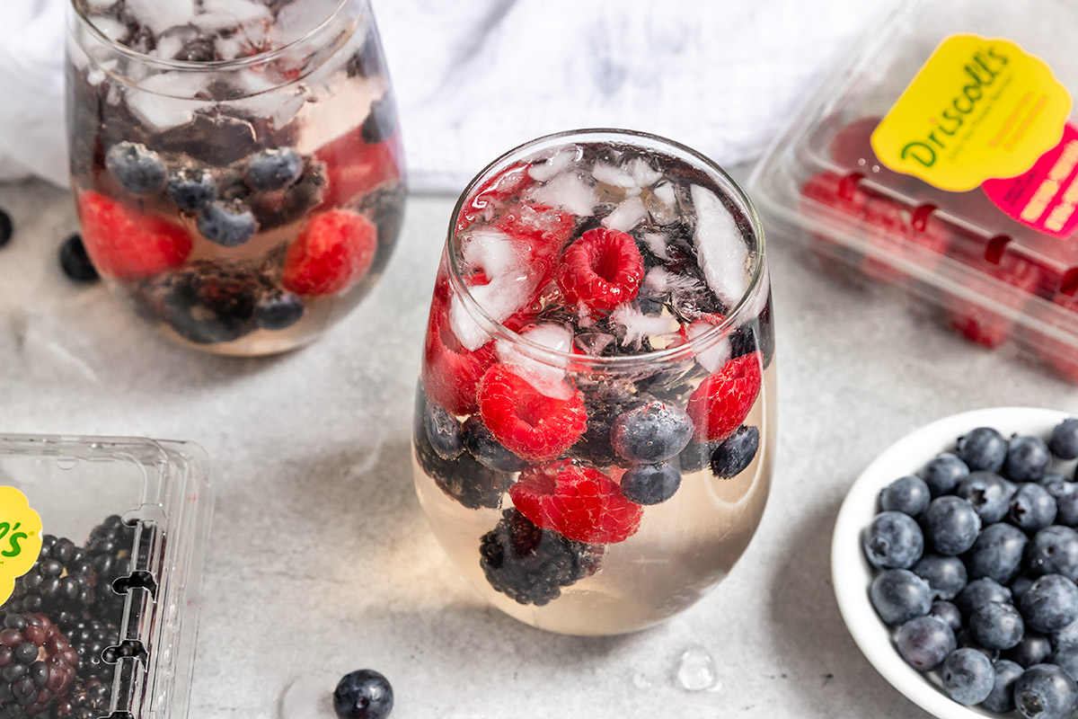 Simple Berry Sangria Recipe