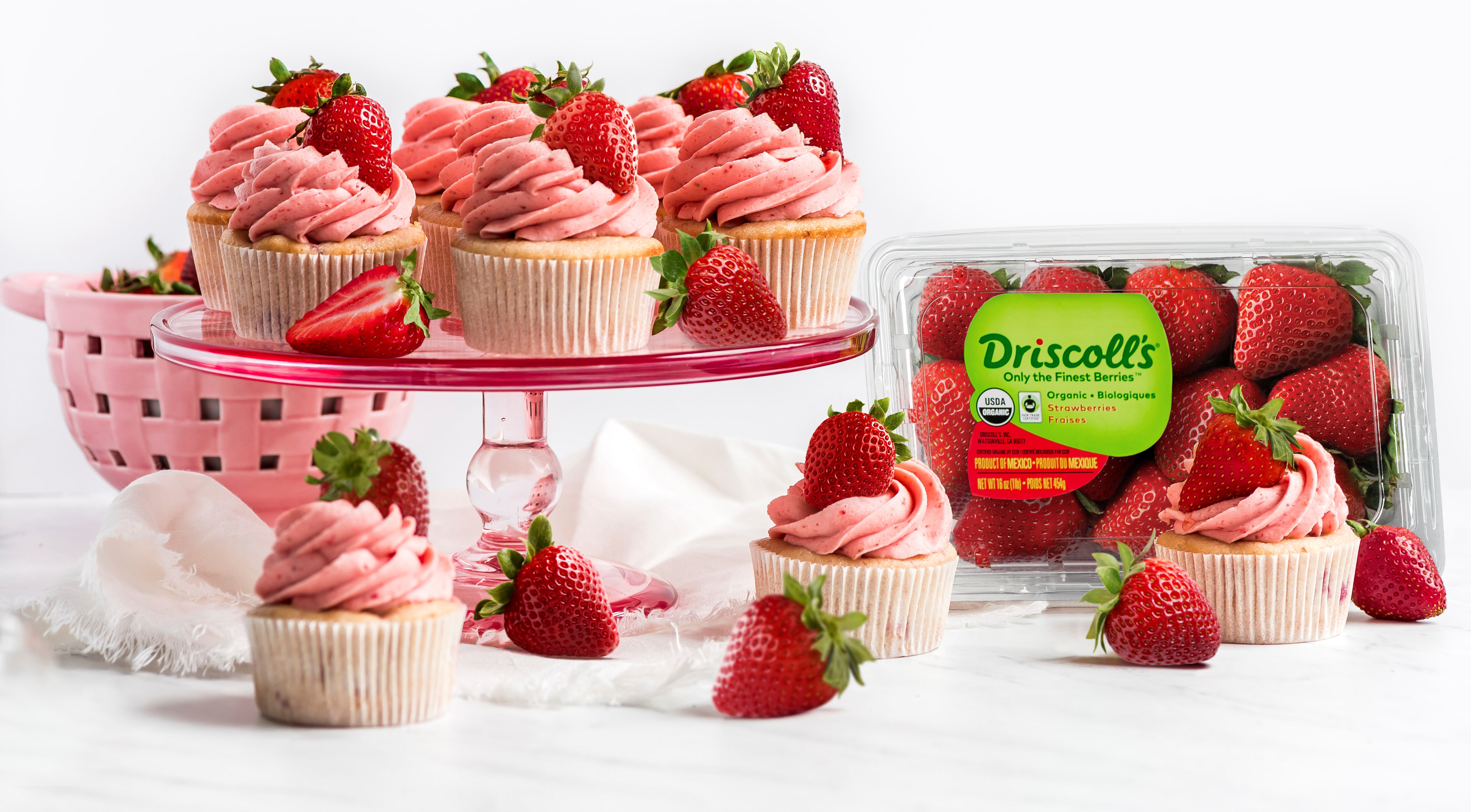 Fresh Strawberry Cupcakes with Strawberry Frosting